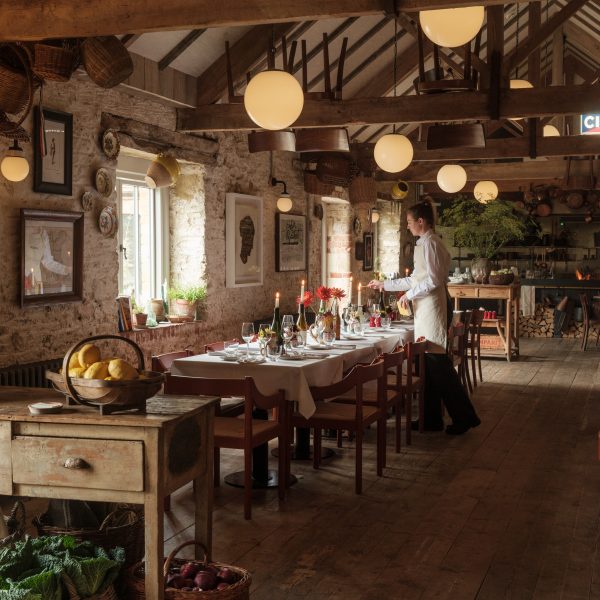 THE INDEPENDENTS FESTIVAL TABLE